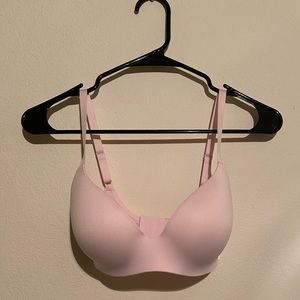 Uniqlo - Pink Beauty Light Wireless Bra (30/32)